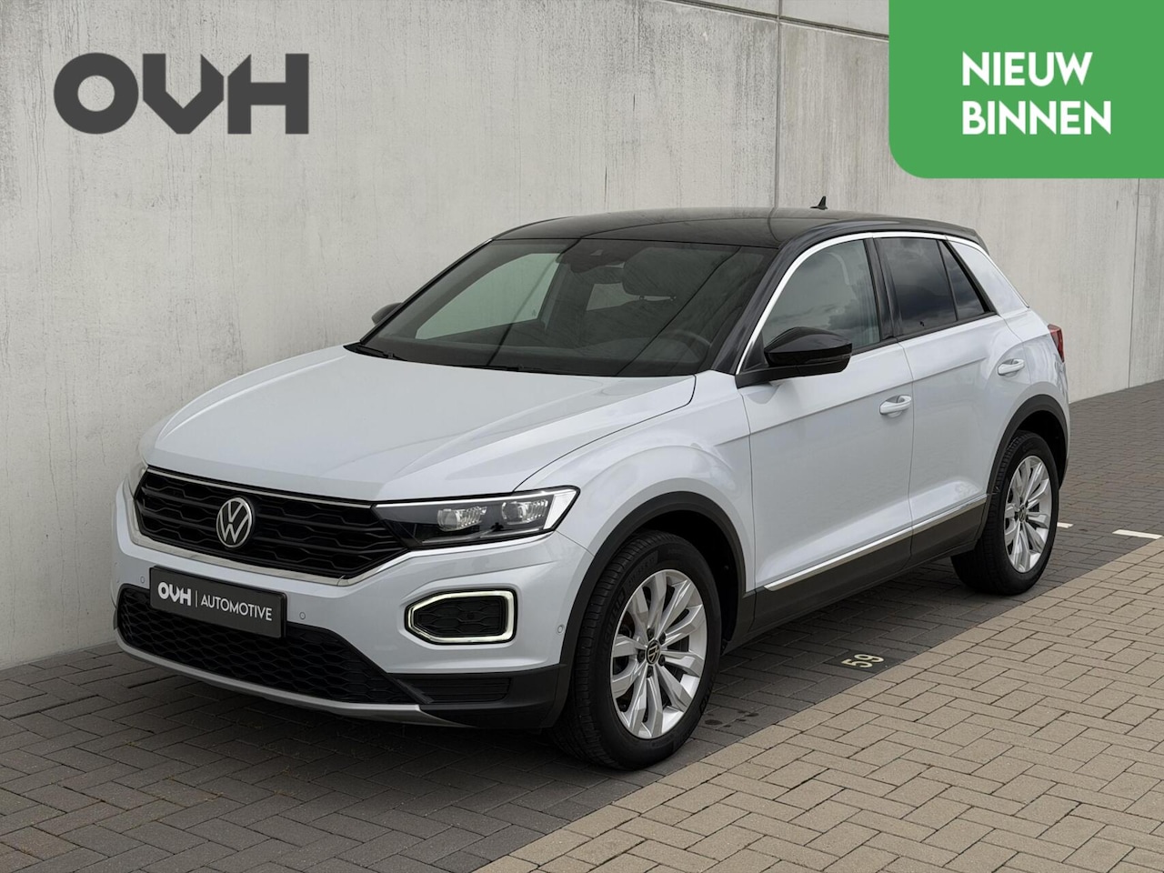 Volkswagen T-Roc - 1.5 TSI DSG Sport | Virtual | LED | trekhaa - AutoWereld.nl