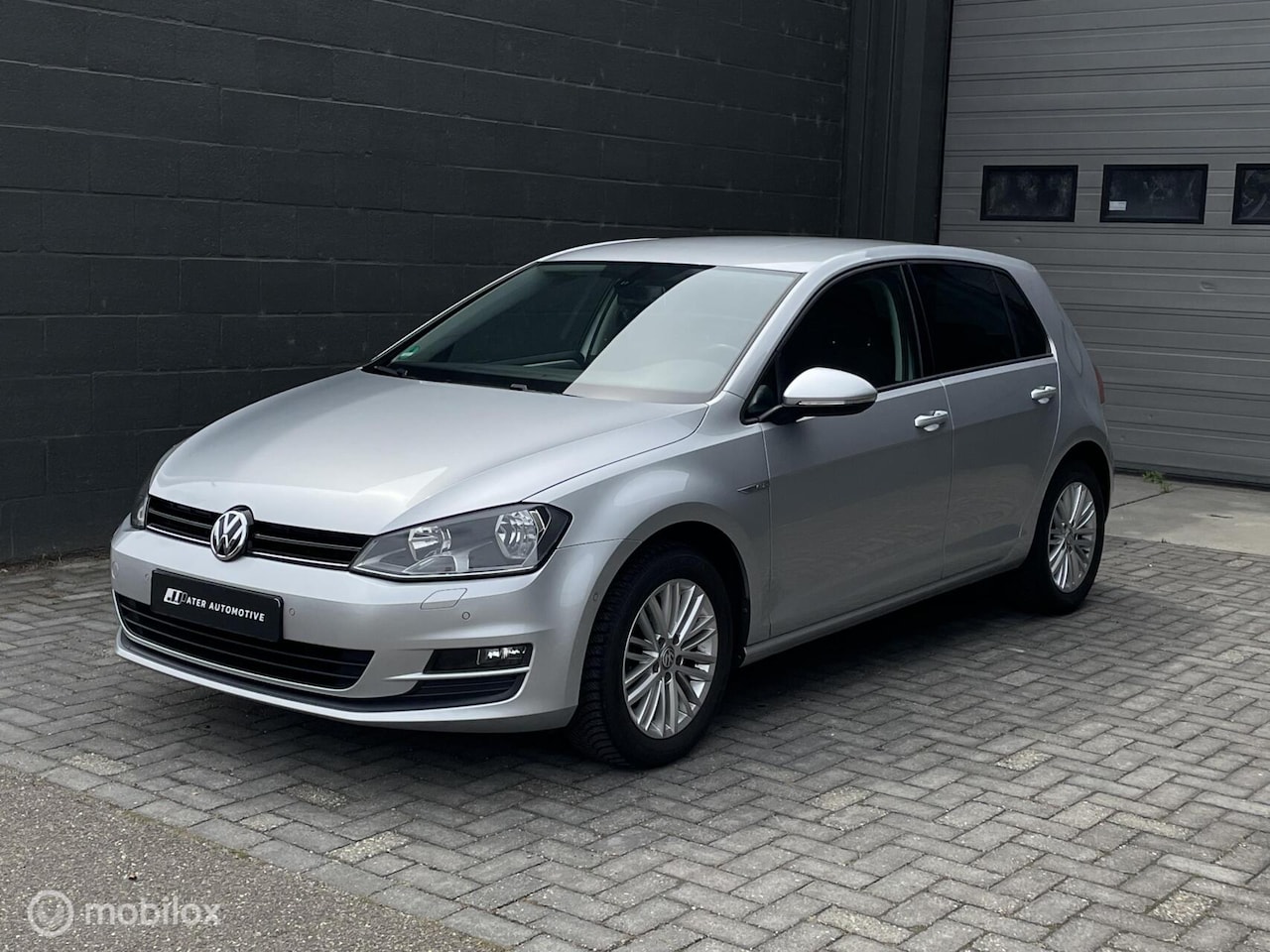 Volkswagen Golf - 1.2 TSI CUP Edition | PDC | AIRCO | All-season | - AutoWereld.nl