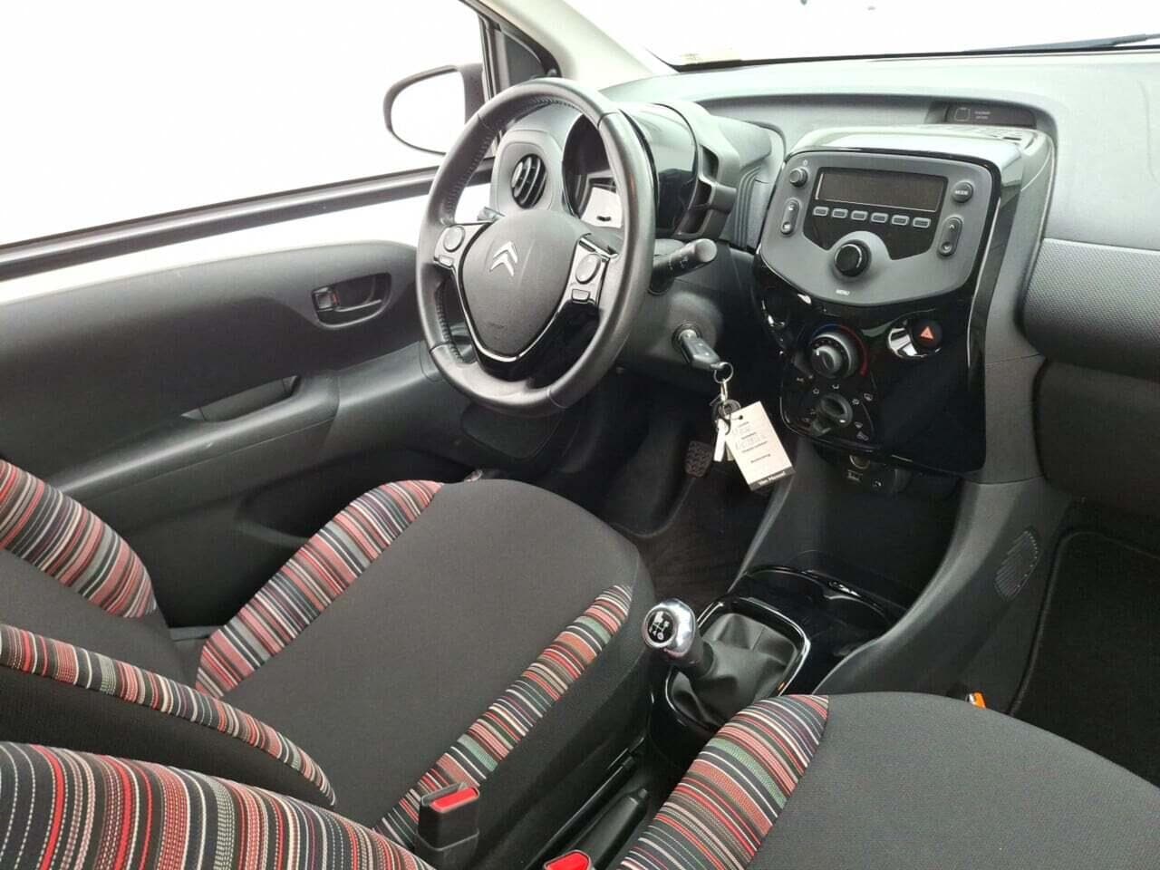 Citroën C1 - 1.0 VTi Feel 1.0 VTi Feel - AutoWereld.nl