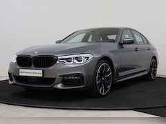 BMW 5-serie - 530e High Executive M Sport Automaat / Comfortstoelen / Comfort Access / Adaptieve LED / L