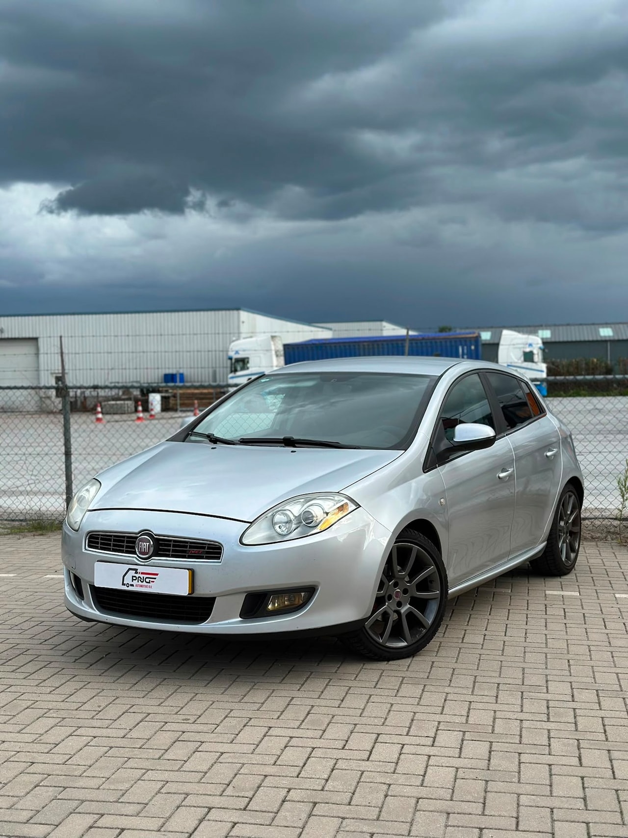 Fiat Bravo - 1.4 T-Jet Sport CRUISE - CARPLAY - 150PK - AutoWereld.nl