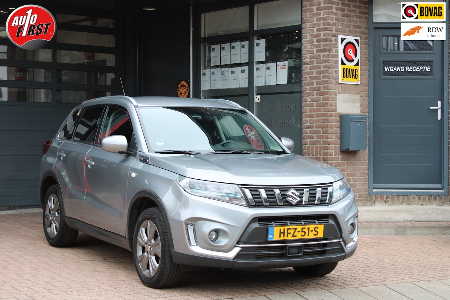 Suzuki Vitara - 1.4 Boosterjet Smart Hybrid / Stoelverwarming / Trekhaak / Carplay - AutoWereld.nl
