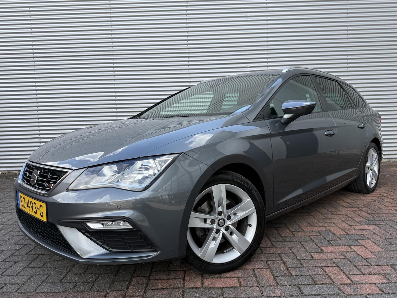 SEAT Leon ST - 1.4 Eco FR AUTOMAAT CARPLAY LED CRUISE PDC 2018 NL AUTO PERFECTE STAAT VOL OPTIES EERSTE E - AutoWereld.nl