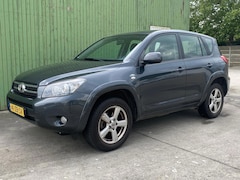 Toyota RAV4 - 2.2 D-CAT Linea Sol