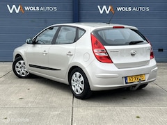 Hyundai i30 - 1.6i Dynamic / AUTOMAAT / DEALER ONDERH. / APK 06-2027