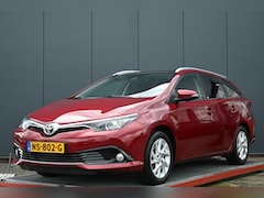 Toyota Auris Touring Sports - 1.2T Volcano Edition trekhaak panoramadak