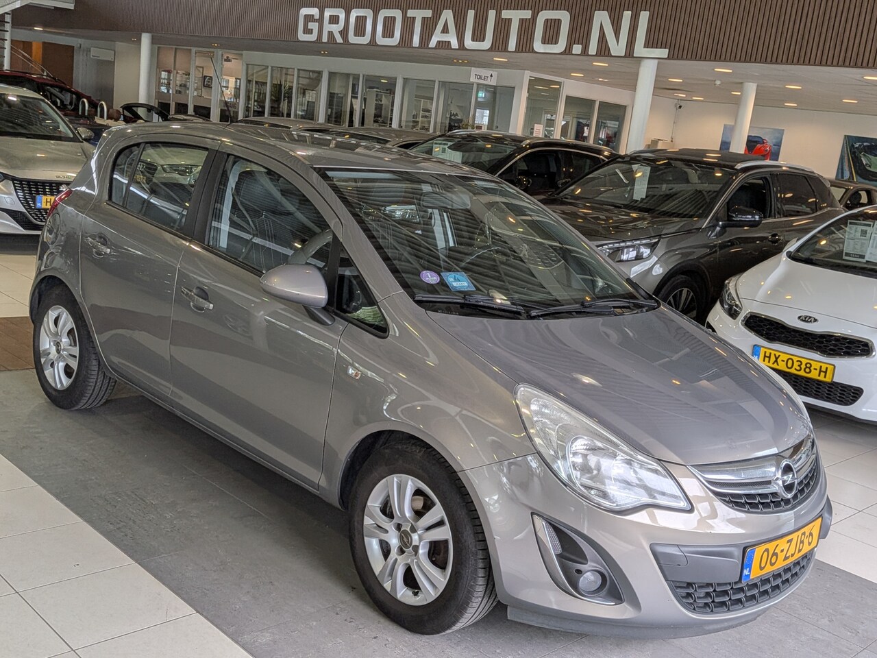 Opel Corsa - 1.2-16V Anniversary Edition Airco, Cruise Control, Stuurbekrachtiging - AutoWereld.nl