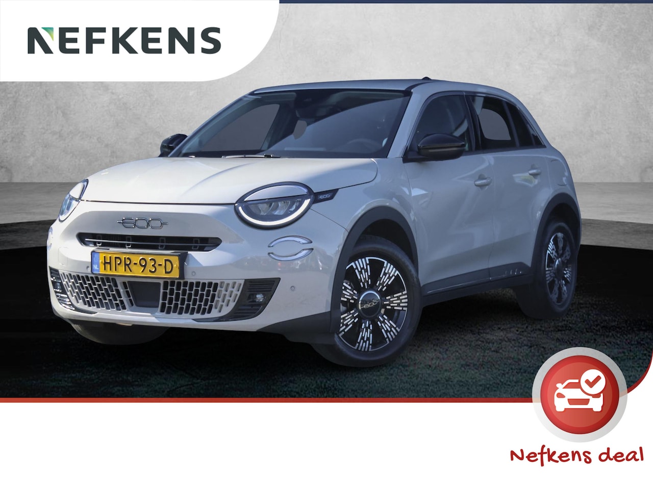 Fiat 600 - 1.2 Hybrid Urban 1ste Eigenaar | Camera | Parkeersensoren V+A | Stoelverwarming | Winter-P - AutoWereld.nl