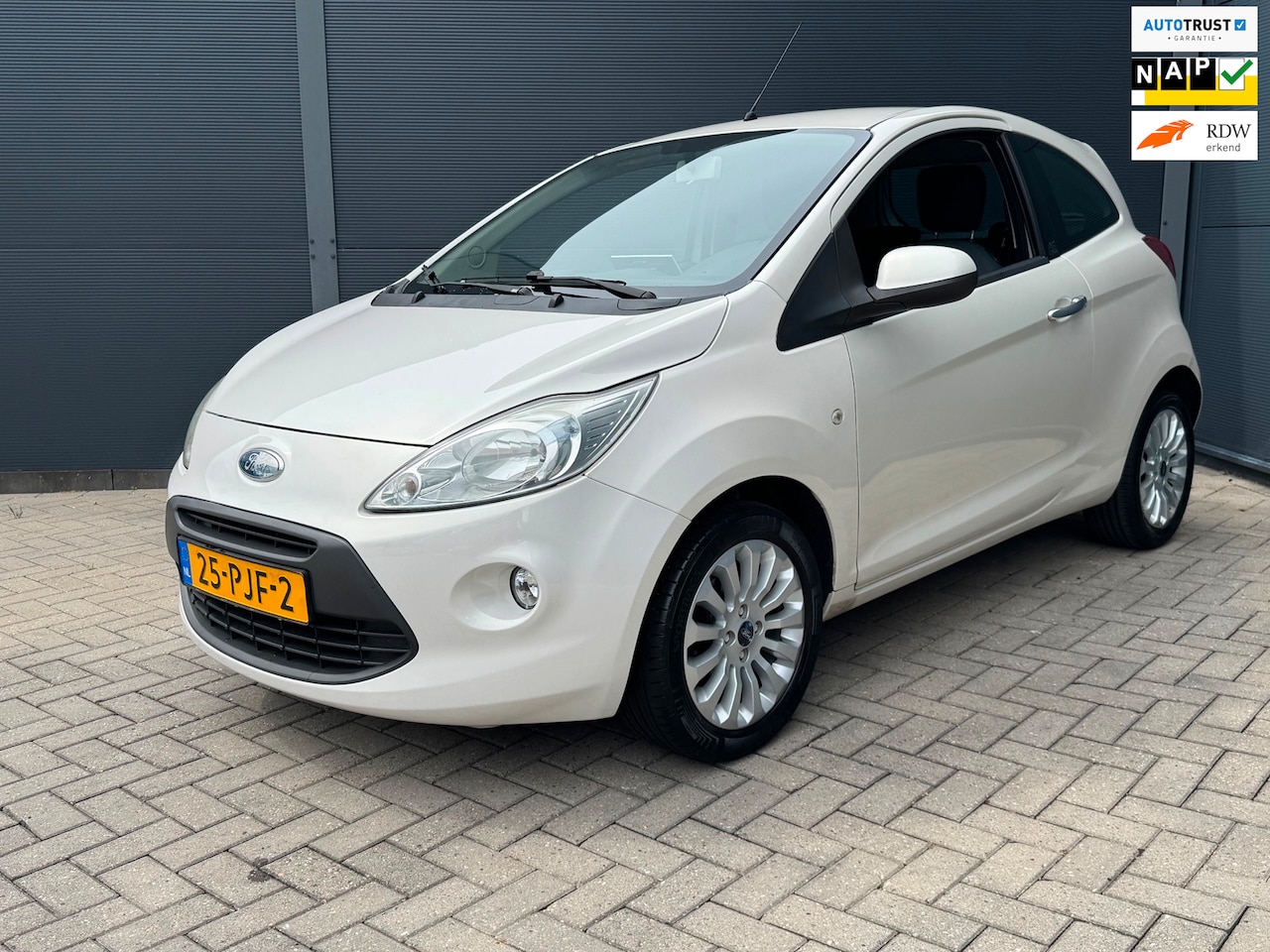 Ford Ka - 1.2 Titanium X start/stop / 72.000 Nap!!! - AutoWereld.nl