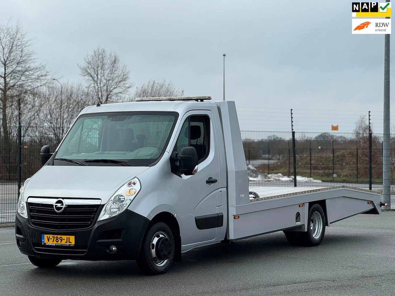 Opel Movano - 2.3 CDTI 2017 Euro6 Oprijwagen Autoambulance Tijhof - AutoWereld.nl