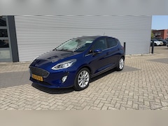 Ford Fiesta - 1.0 EcoBoost Titanium Voorruitverwarming | Stoelverwarming | Trekhaak |
