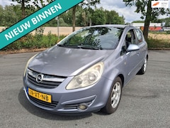 Opel Corsa - 1.4-16V Cosmo ZO INGERUILD ZO WEG PRIJSJE