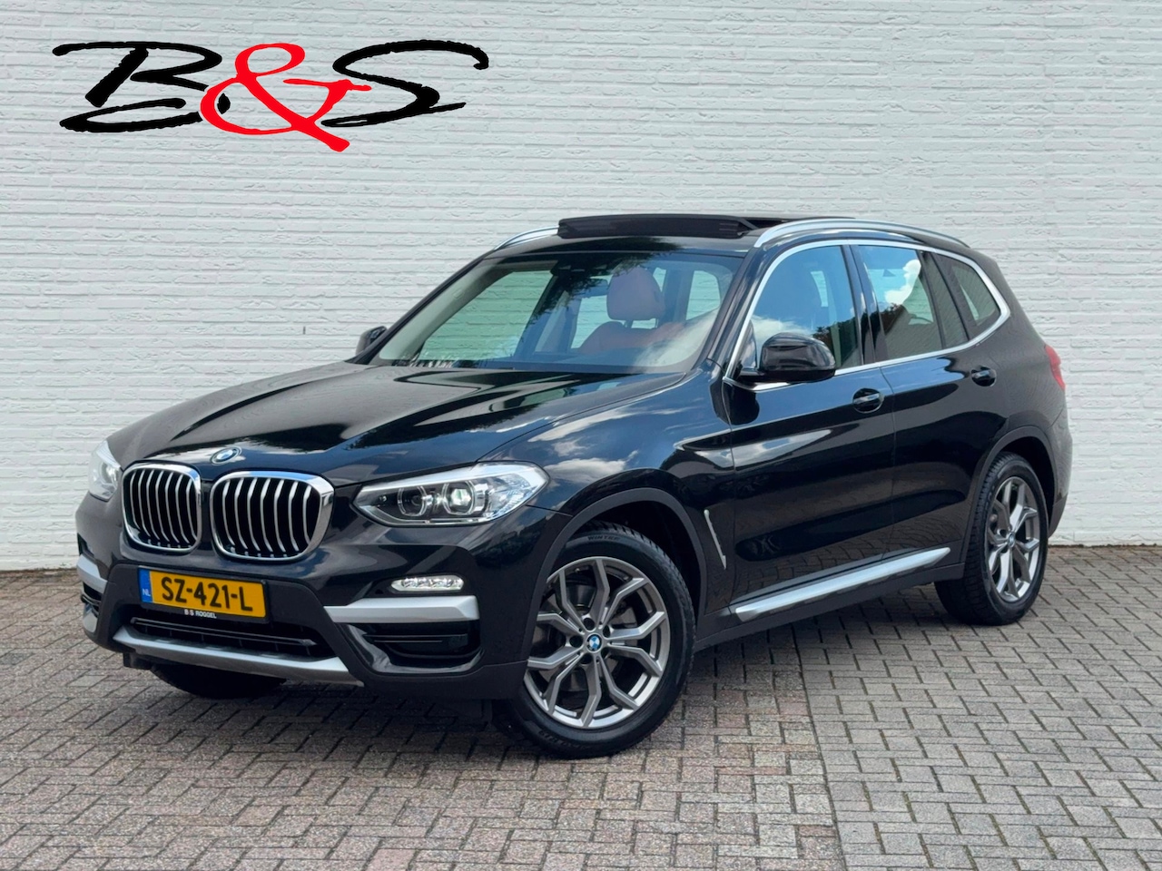 BMW X3 - XDrive20i High Executive Pano Trekhaak clima Automaat Lederbekl 4WD - AutoWereld.nl