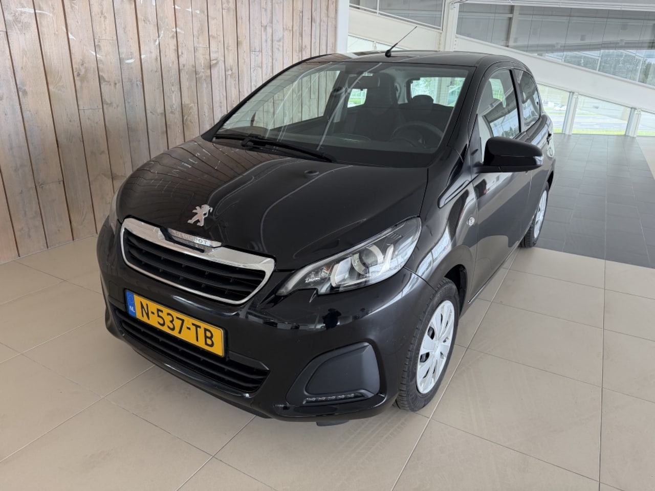 Peugeot 108 - 1.0 e-VTi Active 1.0 e-VTi Active - AutoWereld.nl