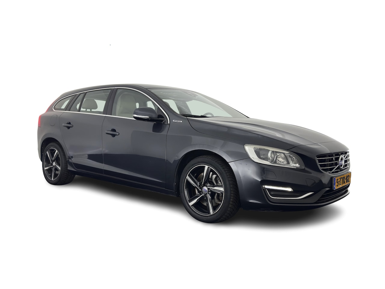Volvo V60 - 2.4 D6 AWD Plug-In Hybrid Summum Aut. *LEATHER | XENON | MEMORY-PACK | HEATED-COMFORTSEATS - AutoWereld.nl