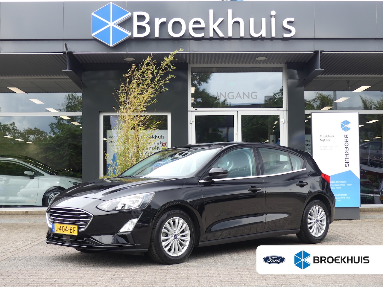 Ford Focus - 1.0 EcoBoost Titanium Business | PARKEERSENSOREN V+A | LMV 16" | APPLE CARPLAY / ANDRIOD A - AutoWereld.nl