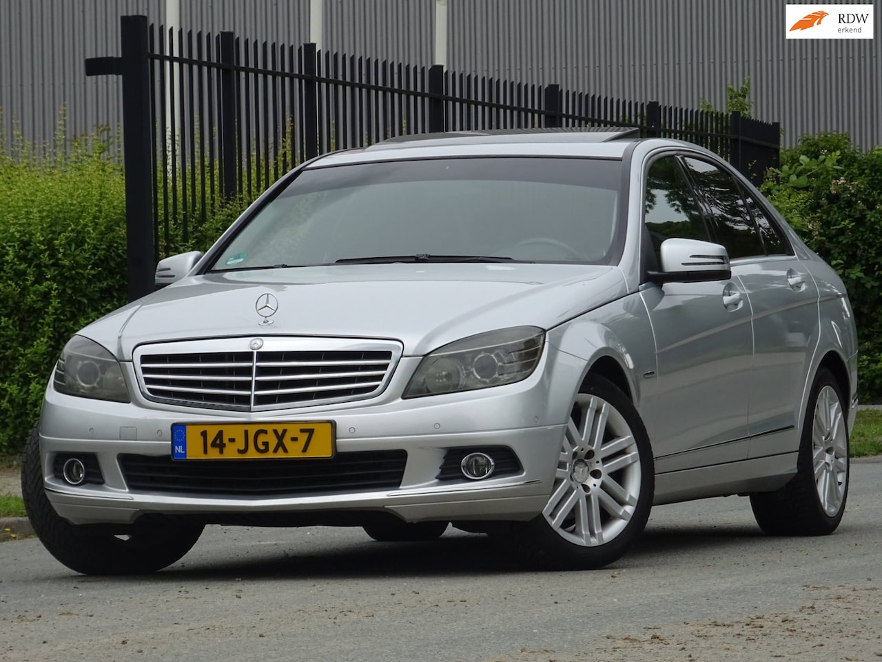 Mercedes-Benz C-klasse - 200 K AUT. NAP/LEER/NAVI/DAK/PDC/APK - AutoWereld.nl