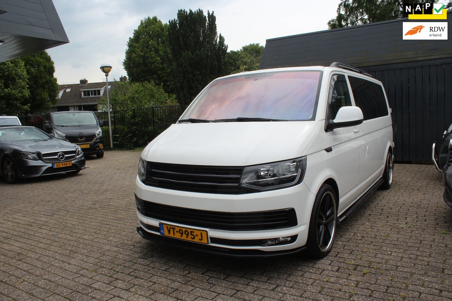 Volkswagen Transporter - 2.0 TDI L2H1 Comfortline 2.0 TDI L2H1 Comfortline - AutoWereld.nl
