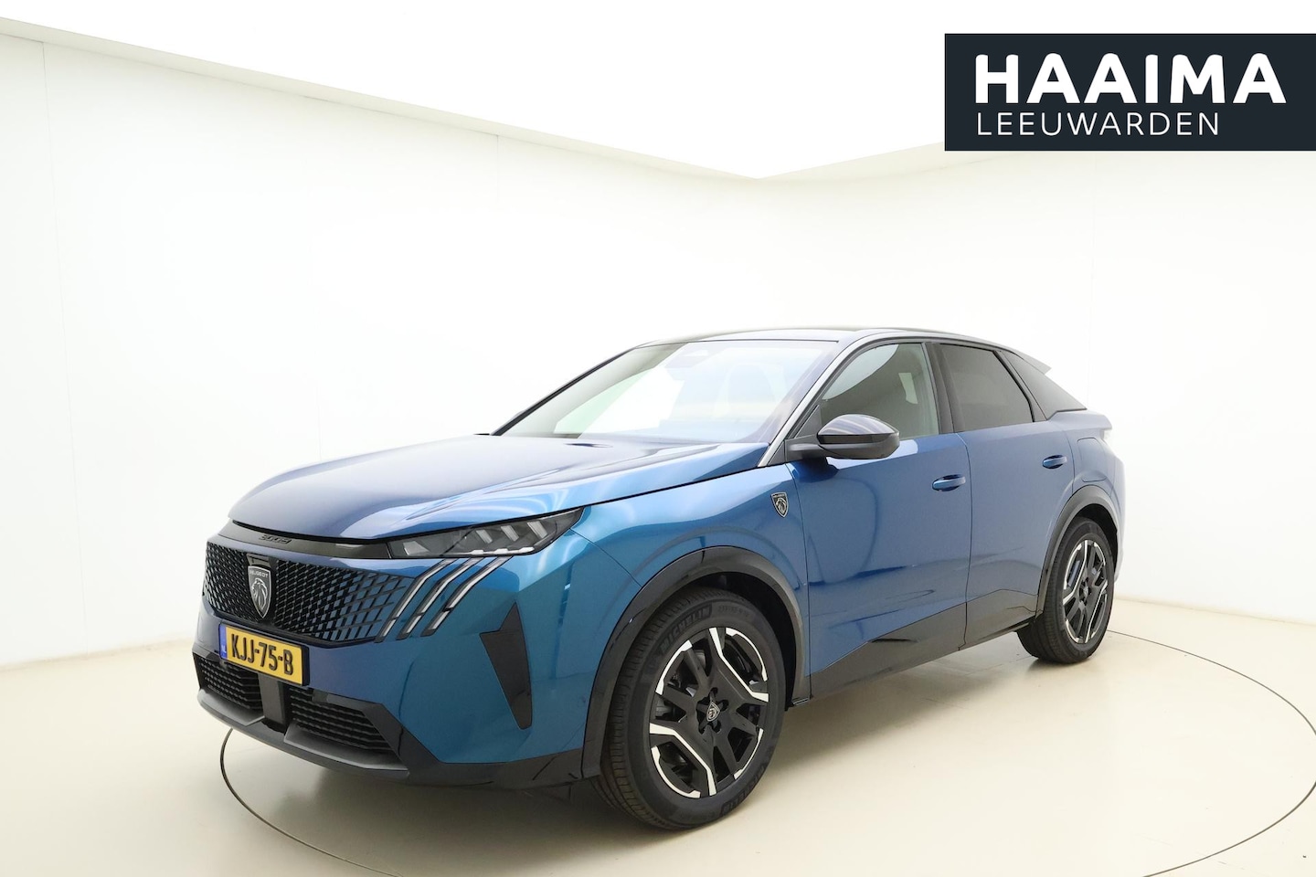 Peugeot e-3008 - GT Avantage 210 73 kWh | Stoelverwarming voor/achter | 360 graden camera | Lederen/Alcanta - AutoWereld.nl