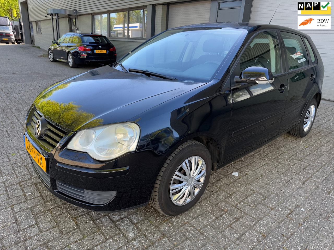 Volkswagen Polo - 1.4-16V Optive 1.4-16V Optive - AutoWereld.nl