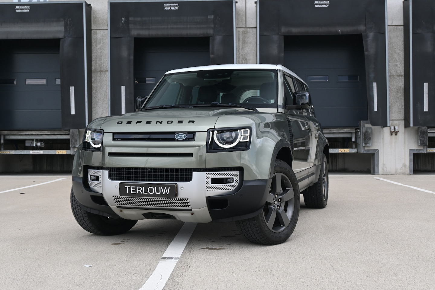 Land Rover Defender 110 - 3.0 P400 110 HSE 3.0 P400 110 HSE - AutoWereld.nl