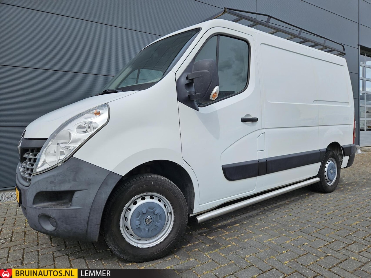 Renault Master - 2.3 dCi L1H1 Airco Navi 110 PK inrichting Imp - AutoWereld.nl