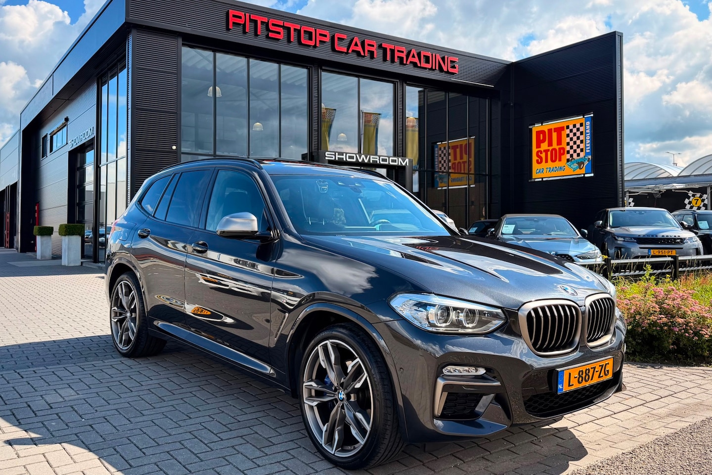 BMW X3 - M40i xDrive High Executive M40i xDrive High Executive, Pano, Trekhaak, H&K audio, dealer auto! - AutoWereld.nl