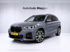 BMW X1 - xDrive25i M-Sport*Trekhaak*Pano*HUD*LED+*DrivingAssistant+*H/kSound