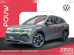 Volkswagen Tiguan - 1.5 eHybrid 272pk DSG R-Line Edition | Soh 99% | Trekhaak | Panoramadak | Harman Kardon®