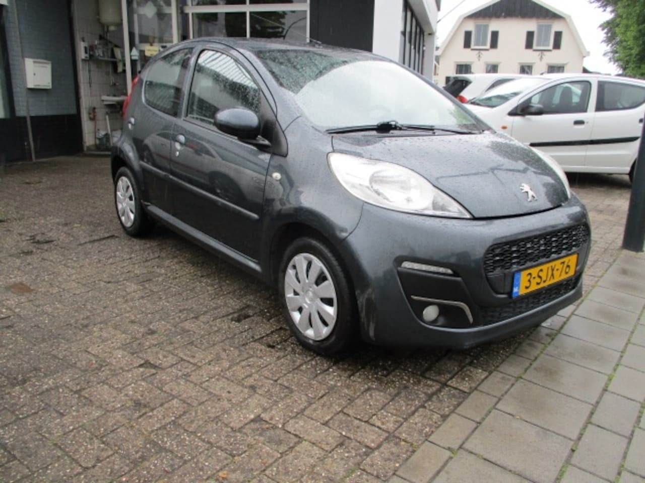 Peugeot 107 - 1.0 Active 1.0 Active - AutoWereld.nl