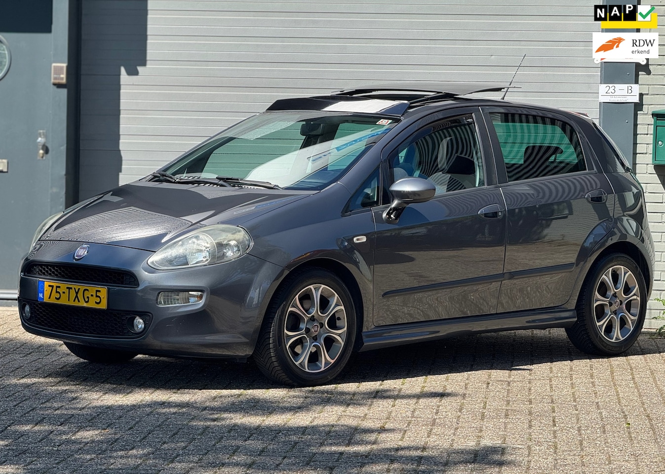Fiat Punto Evo - 1.3 M-Jet Lounge 1.3 M-Jet Lounge - AutoWereld.nl
