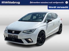 SEAT Ibiza - 1.0 TSI 110pk FR Black Edition Panoramadak / Navigatie High / Alcantara / LED / Camera / T