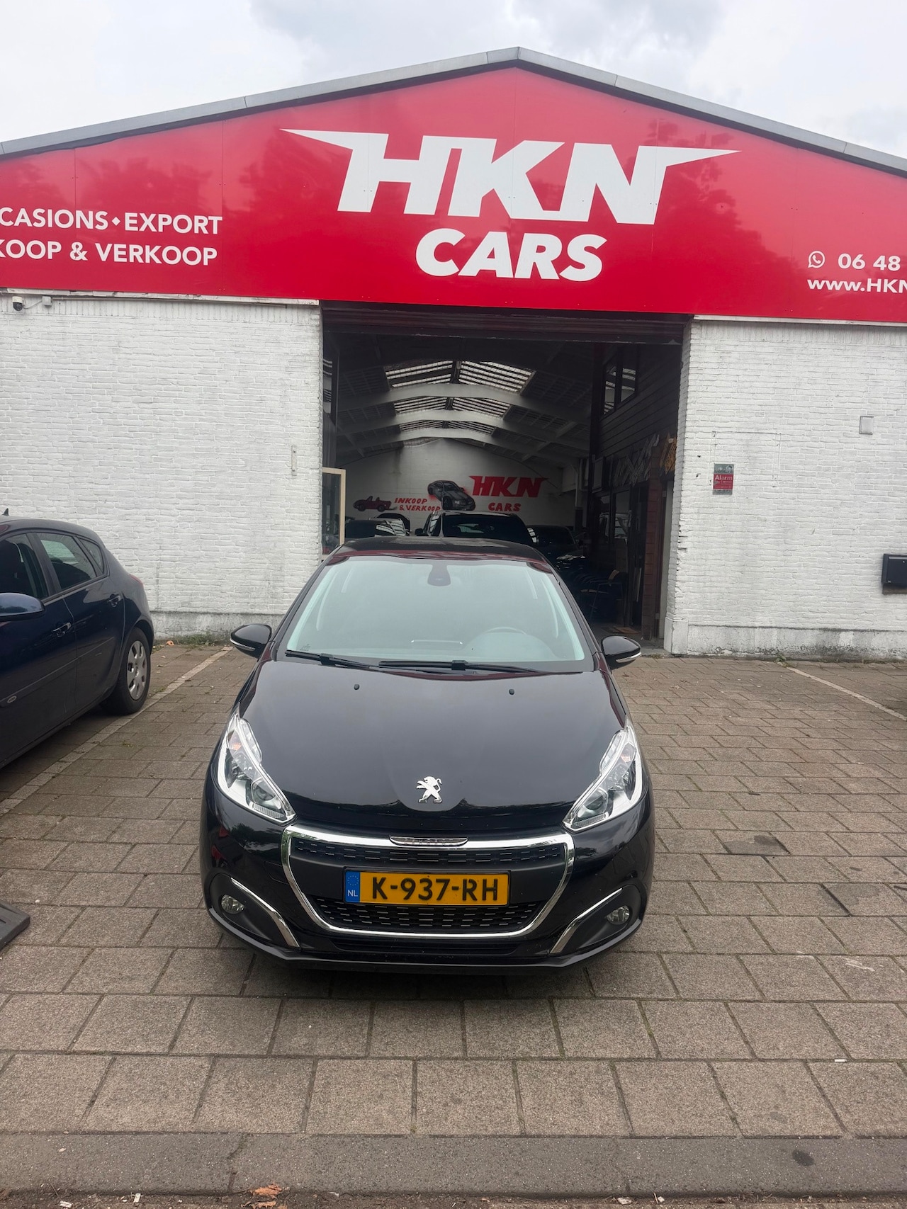 Peugeot 208 - 1.2 PureTech Active bj 2019 Airco navi camera - AutoWereld.nl