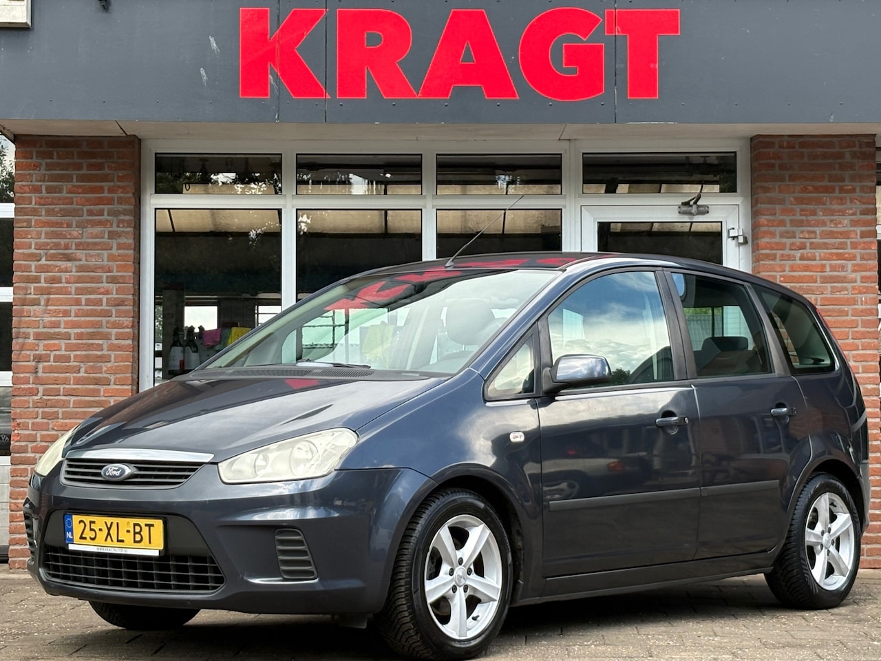 Ford C-Max - Trend 1.6-16V 100 pk - trekhaak - airco - cruise! - AutoWereld.nl