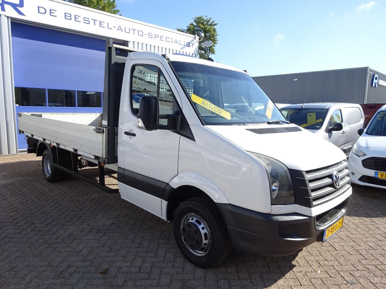 Volkswagen Crafter - 46 2.0 TDI 160 PK L3H1 Open Laadbak PICK UP AIRCO CRUISE 3 ZITS - AutoWereld.nl