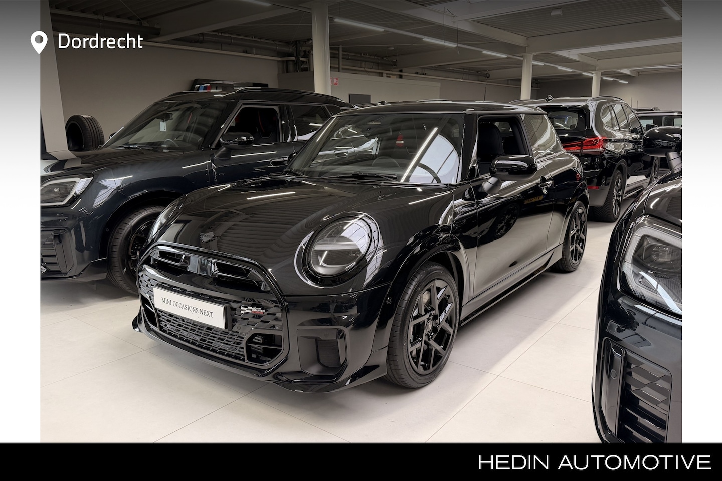 MINI 3-Deurs - 1.5 Cooper C John Cooper Works | Achteruitrijcamera | Apple Carplay | Sportstoelen - AutoWereld.nl