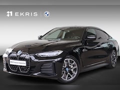 BMW i4 - eDrive40 84 kWh | M-Sport | Head-Up | Stoelverwarming | Camera | PDC V+A | 18''