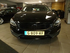 Volvo V60 - D3 150pk Start/Stop Geartronic Momentum BLACK LINE
