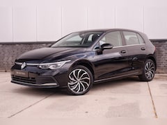 Volkswagen Golf - 1.4 eHybrid Style | Carplay | Camera | Memory | Navi | Sfeerverlichting | LED | IQ-Light