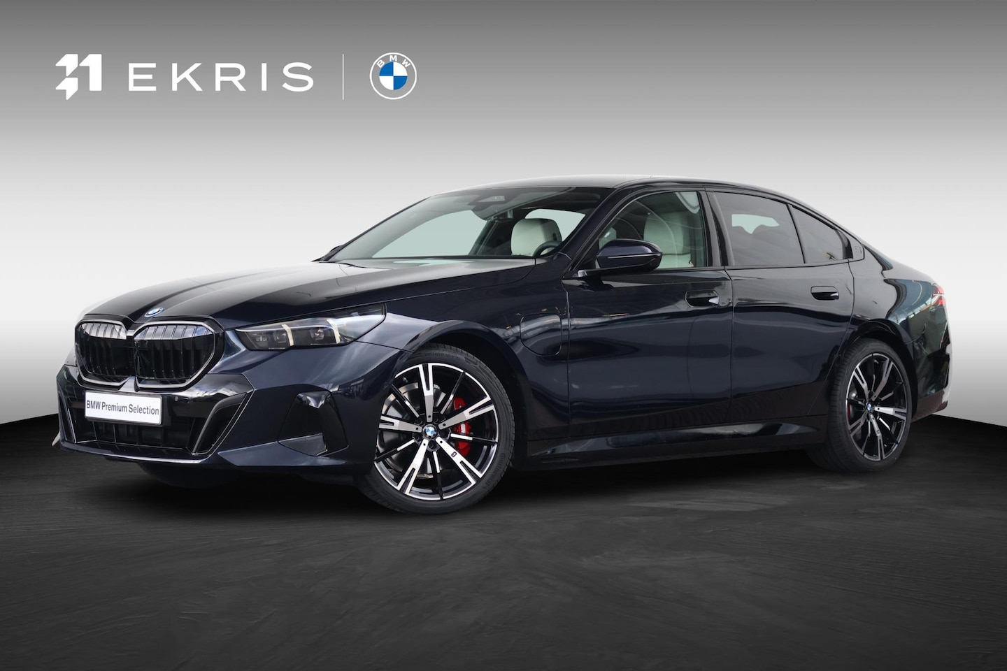 BMW 5-serie - 530e M Sport Edition | Sport Pakket Pro | Pano Dak | Trekhaak | Elektr. Achterklep | Innov - AutoWereld.nl