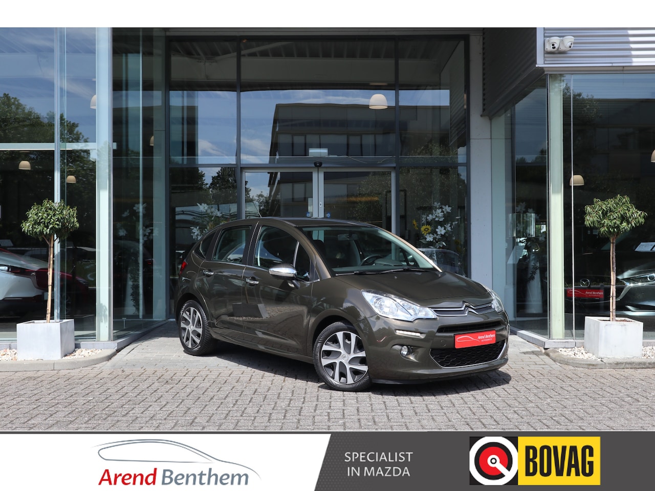 Citroën C3 - 1.2 PureTech Collection RIEM VERVANGEN! Airco / Cruise / Audio / CV / Trekhaak - AutoWereld.nl
