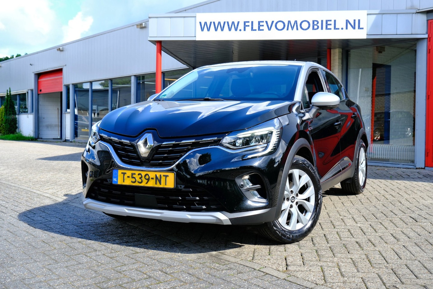 Renault Captur - 1.3 TCe 140 R.S. Line Aut. Navi|Half Leder|Cam|LMV|Clima - AutoWereld.nl