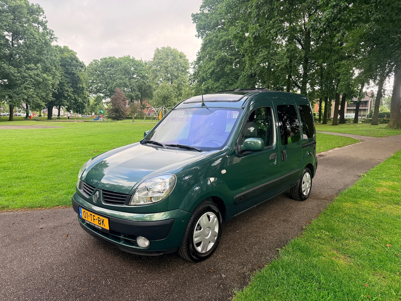 Renault Kangoo - 1.6-16V Privilège Automaat Nieuwe apk - AutoWereld.nl