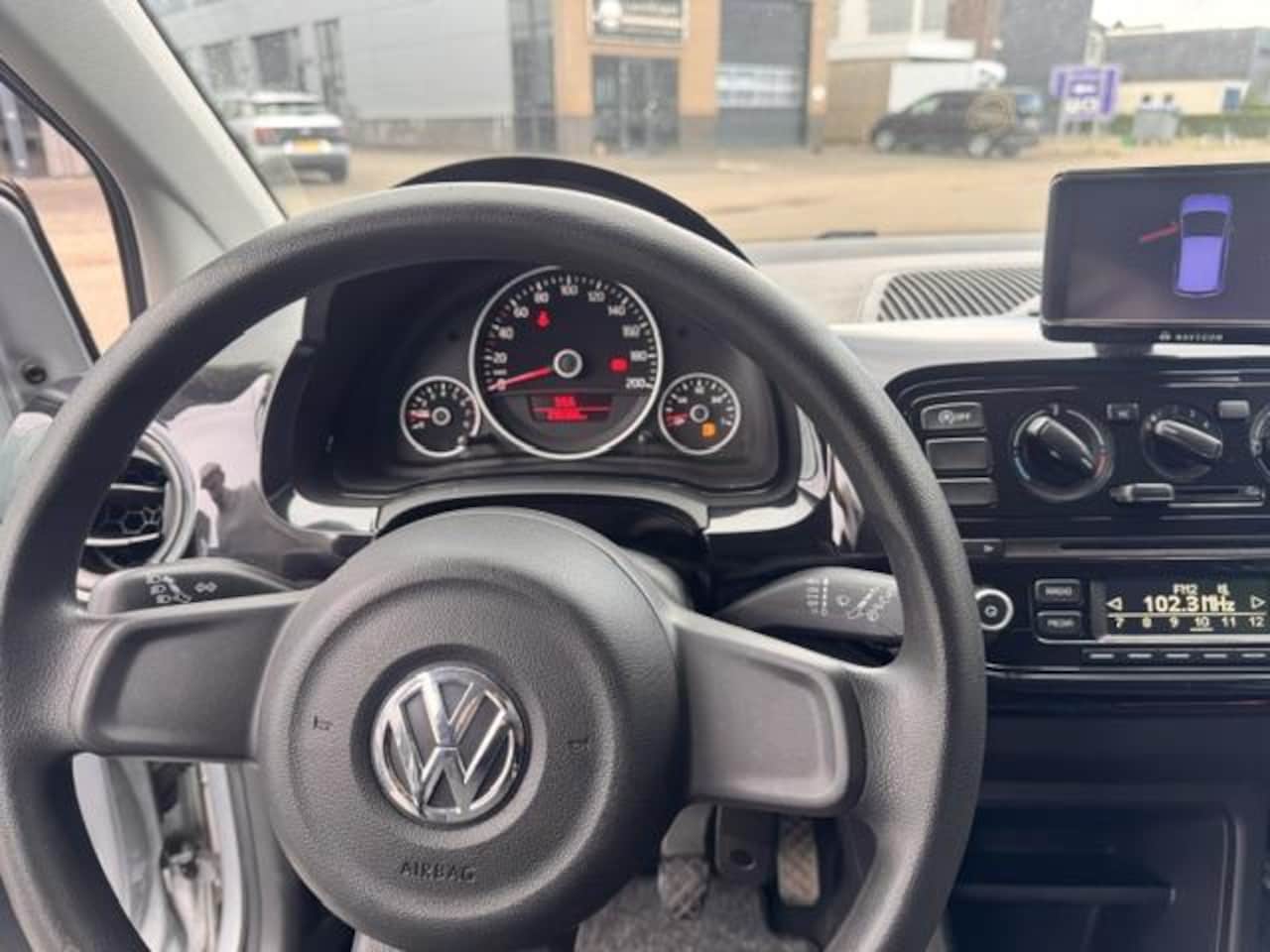 Volkswagen Up! - 1.0 take up! BlueMotion 1.0 take up! BlueMotion - AutoWereld.nl