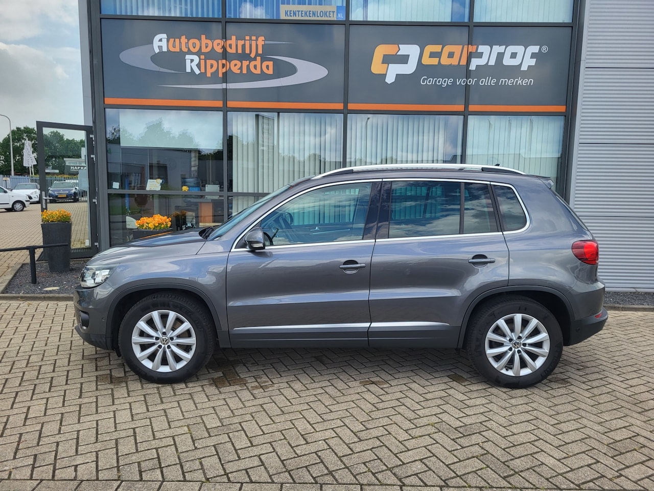 Volkswagen Tiguan - 1.4 TSI Sport&Style - AutoWereld.nl