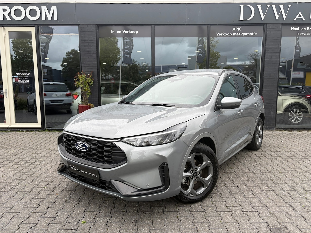 Ford Kuga - 2.5 PHEV ST-Line Hybrid - AutoWereld.nl
