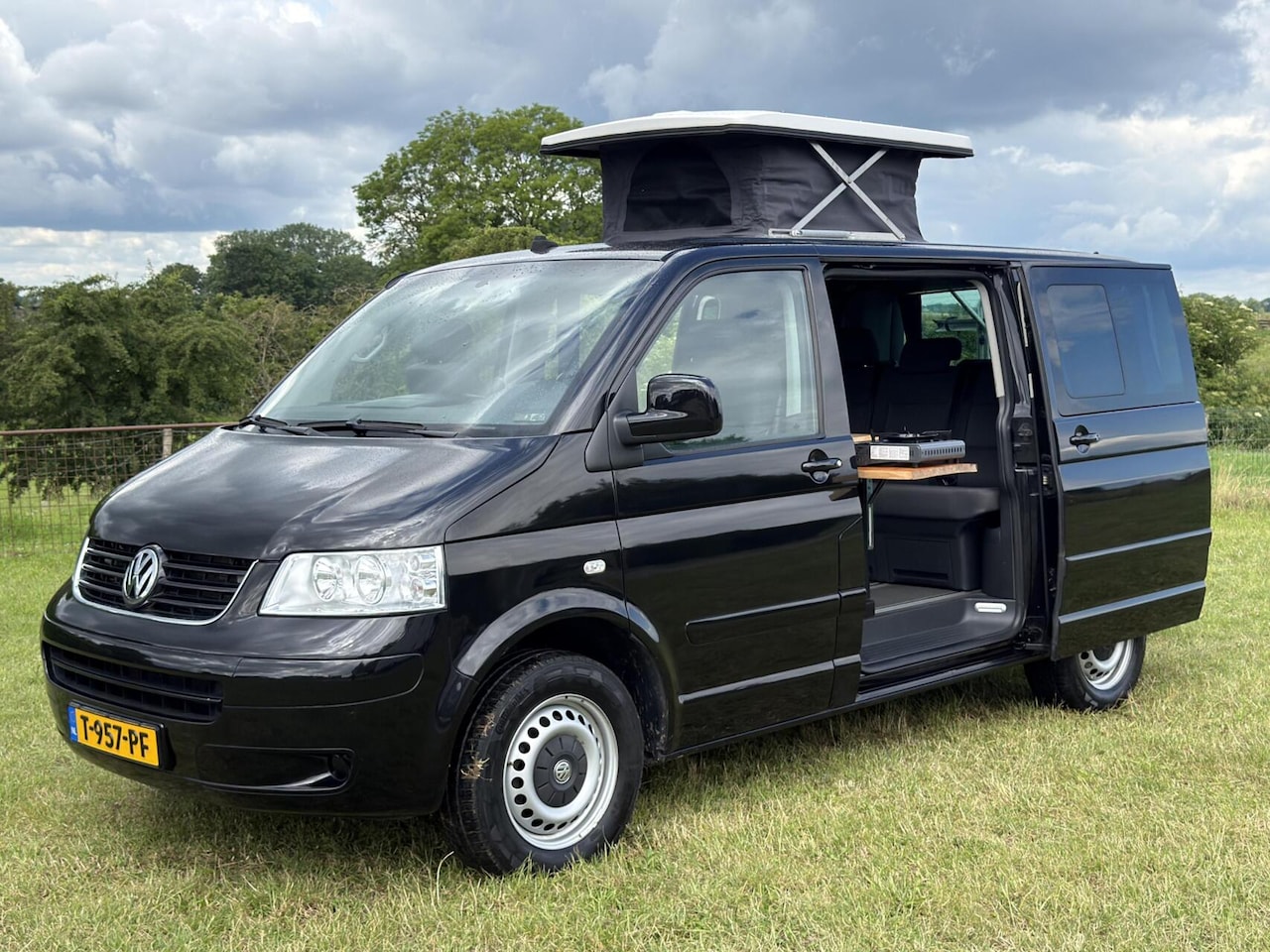 Volkswagen Transporter Multivan - 2.5 TDI 174pk Camper 6p |Carplay|Camera|Cruise| - AutoWereld.nl