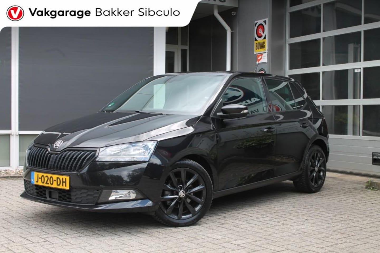 Skoda Fabia - 1.0 TSI Sport business CLIMA NAVI STOELVERWARMING PDC V/A - AutoWereld.nl
