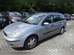 Ford Focus - 1.6-16V AMBIENTE / Trekhaak / Airco / ZO MEE /