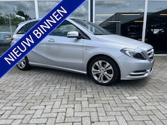 Mercedes-Benz B-klasse - 180 Ambition Led / Cruise / Stoelverwarming / Automaat